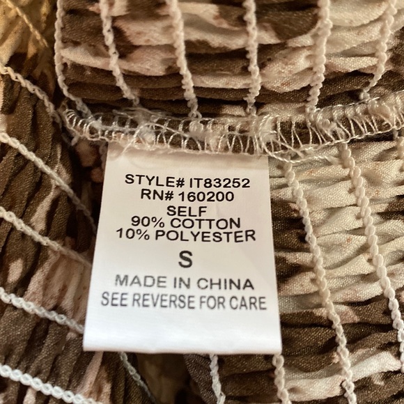 Blue Buttercup Cow Print Size S Off Shoulder Top Gathered Great Condition! - Picture 5 of 8